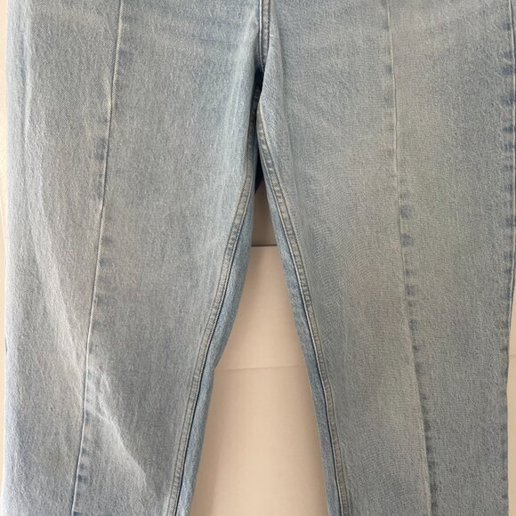 Abercrombie and Fitch Curve Love Ultra High Rise 90s Straight Jean size 29L NWOT - Picture 6 of 8